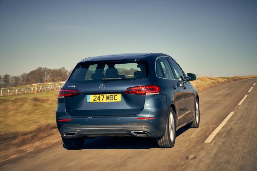  Mercedes-Benz B180 Sport (W247) 2019 года  (UK) (фото 12 из 40)